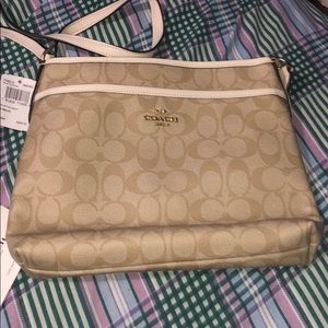 Coach Signature File Bag Crossbody Sling Purse